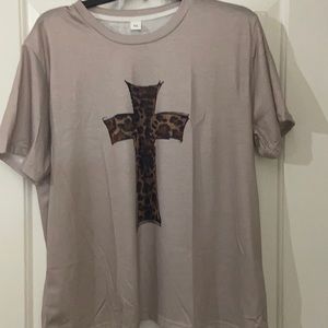 Tan T-shirt XL runs small brand new